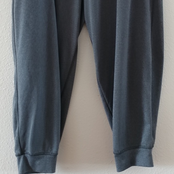 Under Armour Capri - Picture 2 of 6